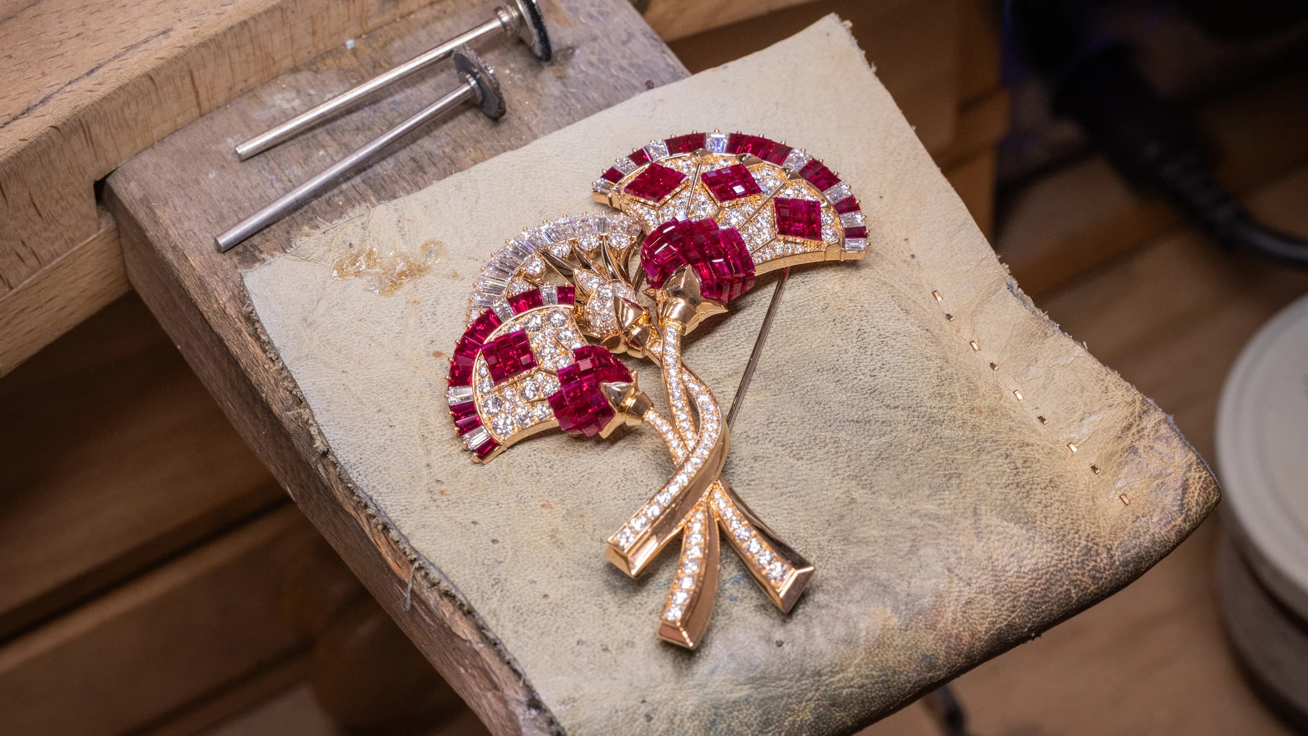 ELLIPS handcrafted jewellery
